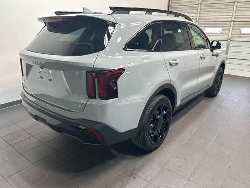 Wolf Gray 2026 Kia Sorento EX