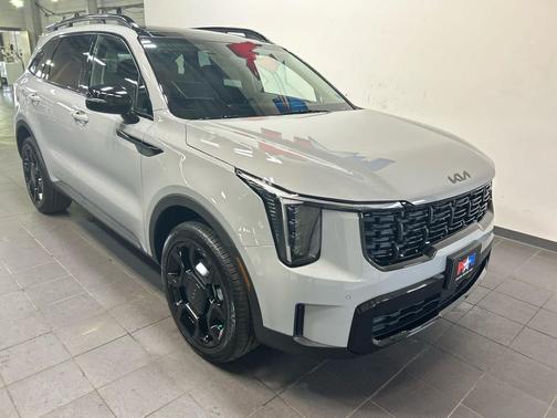 Wolf Gray 2026 Kia Sorento EX