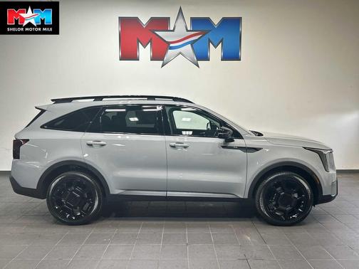 Wolf Gray 2026 Kia Sorento EX