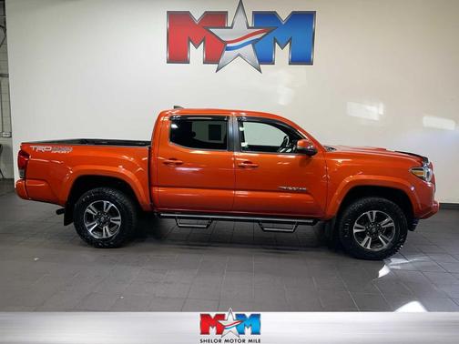 2017 Toyota Tacoma TRD Sport