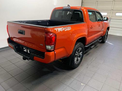 2017 Toyota Tacoma TRD Sport