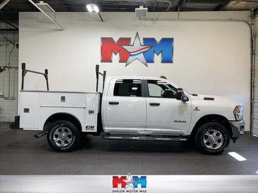 2024 RAM 2500 Big Horn Crew Cab 4x4 6'4' Box