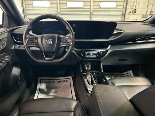 Summit White 2025 Buick Envista Sport Touring FWD