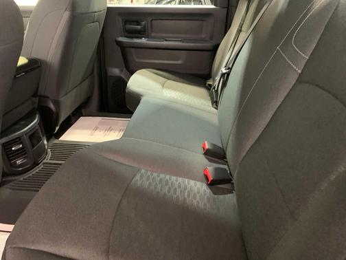 2026 RAM 2500 Tradesman Crew Cab 4x4 6'4' Box