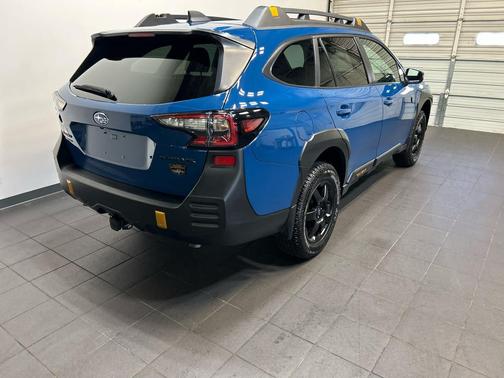 Geyser Blue 2025 Subaru Outback Wilderness