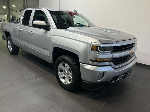 Silver Ice Metallic 2019 Chevrolet Silverado 1500 2LT