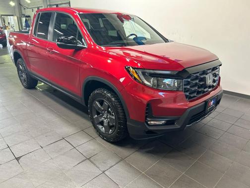 Radiant Red Metallic II 2026 Honda Ridgeline TrailSport