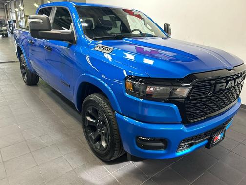 Hydro Blue Pearlcoat 2025 RAM 1500 Big Horn/Lone Star