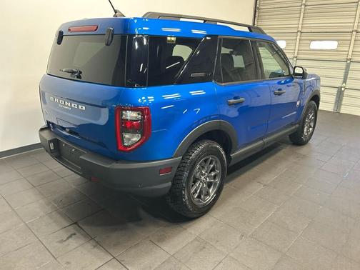 VELOCITY BLUE 2022 Ford Bronco Sport Big Bend