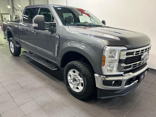 Carbonized Gray Metallic 2025 Ford F-250 XLT