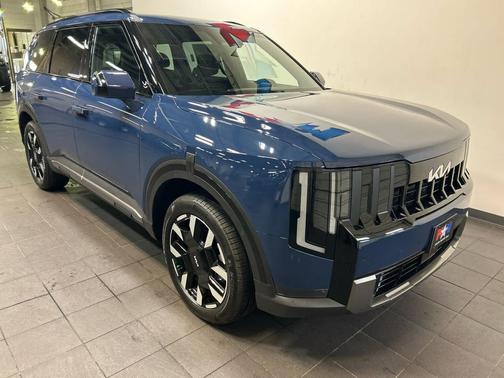 MIDNIGHT LAKE B 2027 Kia Telluride S