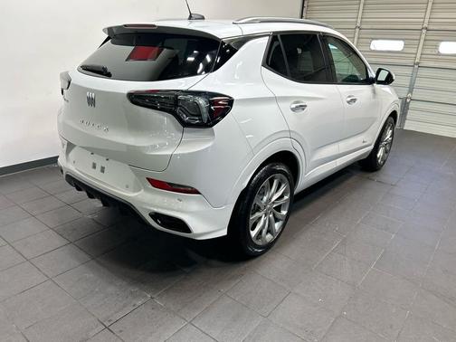 White Frost Tricoat 2025 Buick Encore GX Avenir