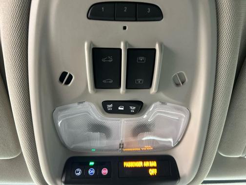 White Frost Tricoat 2025 Buick Encore GX Avenir