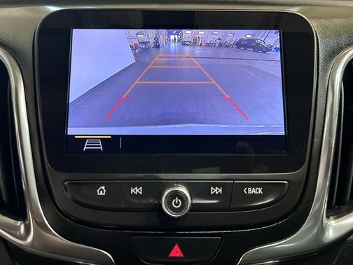 Silver Ice Metallic 2020 Chevrolet Equinox 1LT