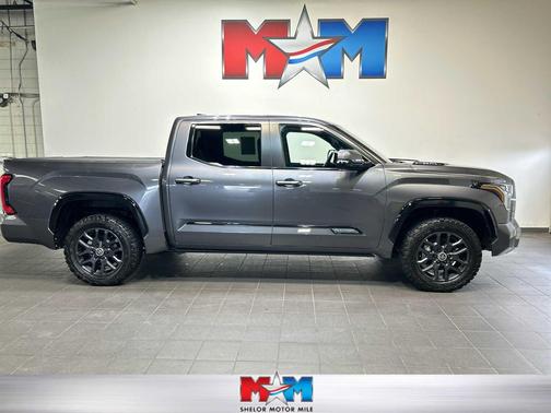 2024 Toyota Tundra Hybrid Platinum