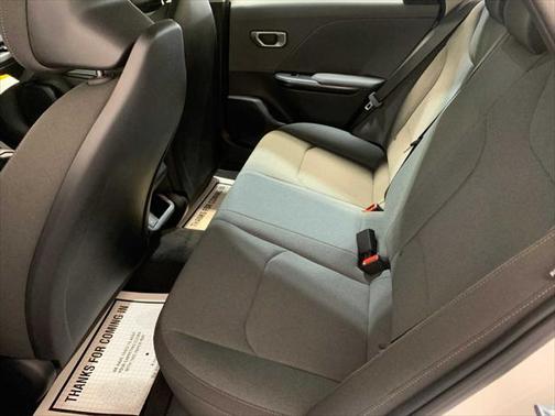 2025 Kia K4 LX