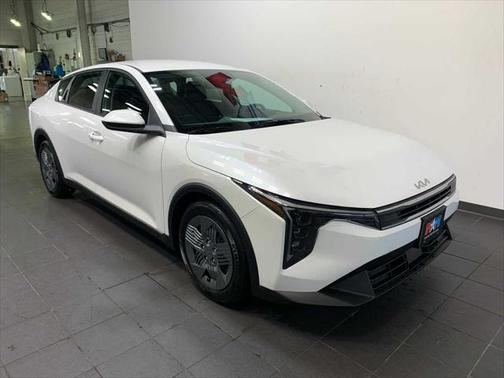2025 Kia K4 LX