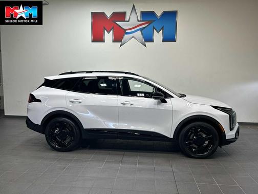 GLACIAL WHITE 2026 Kia Sportage X-Line