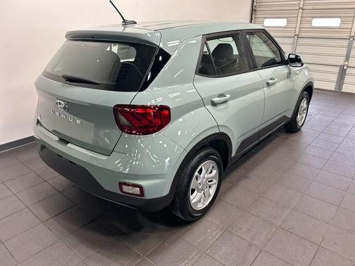 Mirage Green 2026 Hyundai VENUE SE