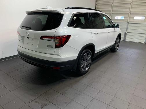 2022 Honda Pilot AWD Sport
