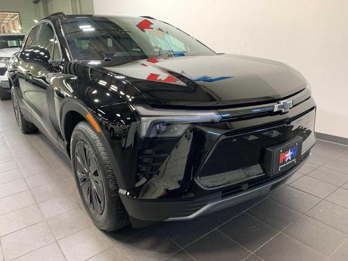 2025 Chevrolet Blazer EV eAWD LT