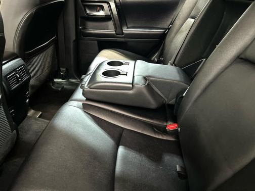 Super White 2019 Toyota 4Runner TRD Pro