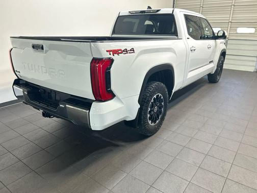 White 2022 Toyota Tundra SR5