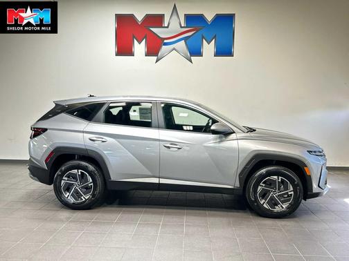 Shimmering Silver 2026 Hyundai TUCSON Hybrid Blue SE