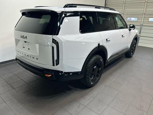 Glacial White 2027 Kia Telluride X-Pro SX-Prestige
