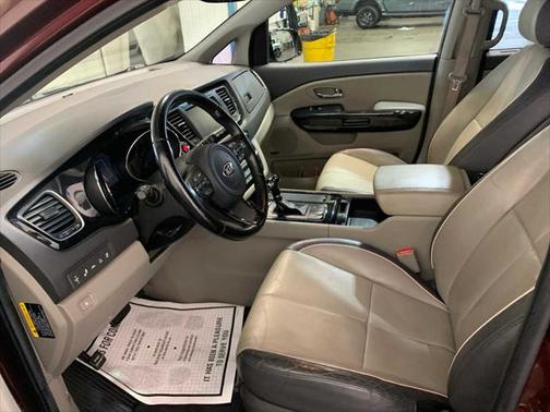 2016 Kia Sedona SX