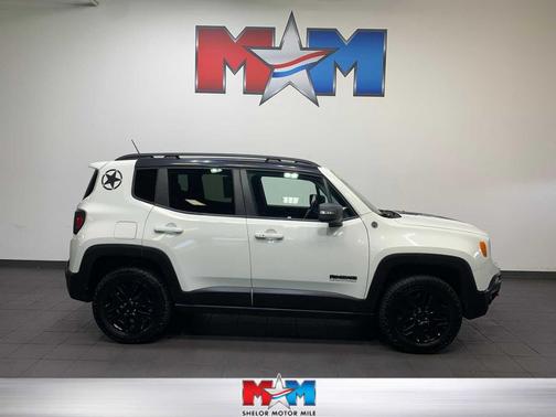 2017 Jeep Renegade Trailhawk