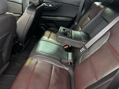 Iridescent Pearl Tricoat 2022 Chevrolet Blazer RS