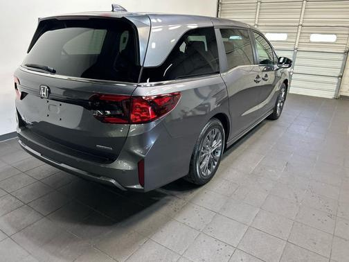 Modern Steel Metallic 2026 Honda Odyssey Touring