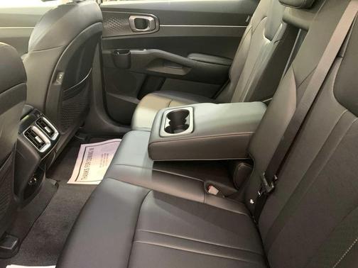 Ivory Silver 2026 Kia Sorento S