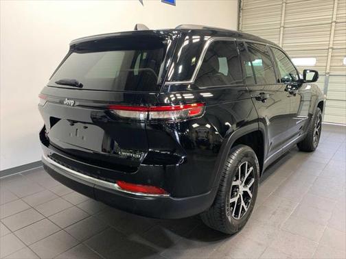 2023 Jeep Grand Cherokee Limited X
