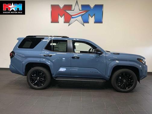 2026 Toyota 4Runner Hybrid Platinum