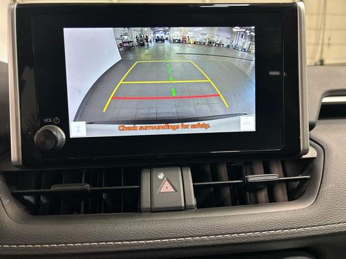 Ice Cap 2024 Toyota RAV4 Hybrid LE