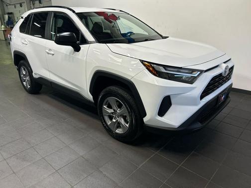 Ice Cap 2024 Toyota RAV4 Hybrid LE