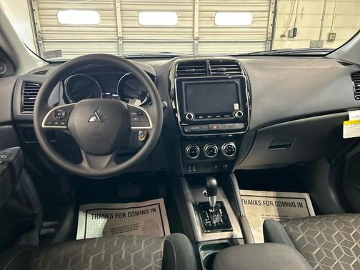 White Diamond 2026 Mitsubishi Outlander Sport 2.0 ES