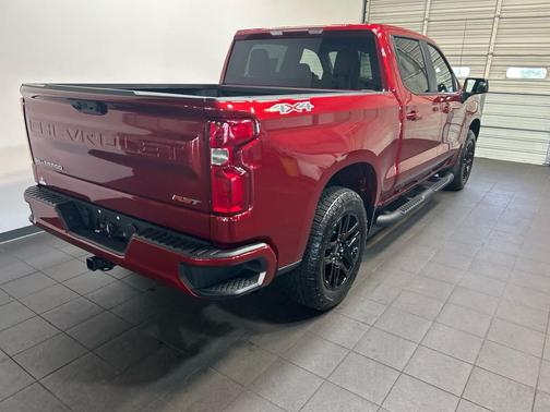 Radiant Red Tintcoat 2026 Chevrolet Silverado 1500 RST