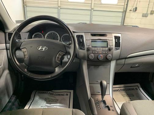 2010 Hyundai SONATA SE