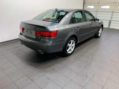 2010 Hyundai SONATA SE