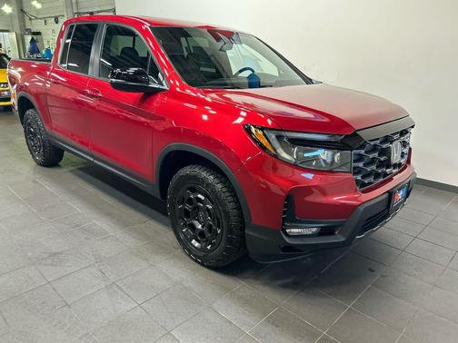 Radiant Red Metallic II 2026 Honda Ridgeline TrailSport+