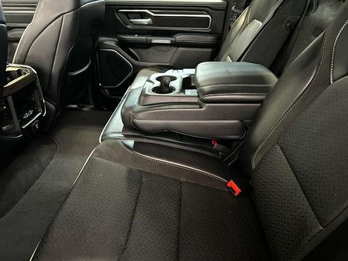 Billet Silver Metallic Clearcoat 2025 RAM 1500 Laramie