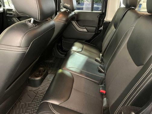 2017 Jeep Wrangler Unlimited Freedom 4x4