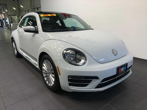 2019 Volkswagen Beetle 2.0T SE