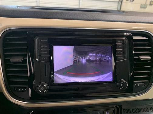 2019 Volkswagen Beetle 2.0T SE