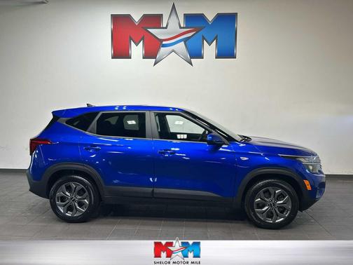 Neptune Blue 2024 Kia Seltos LX