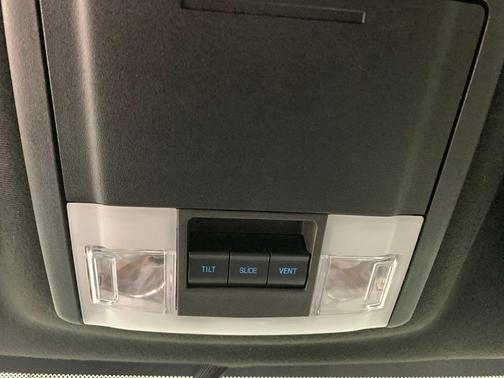 White Platinum Metallic Tri-Coat 2015 Ford Expedition Platinum