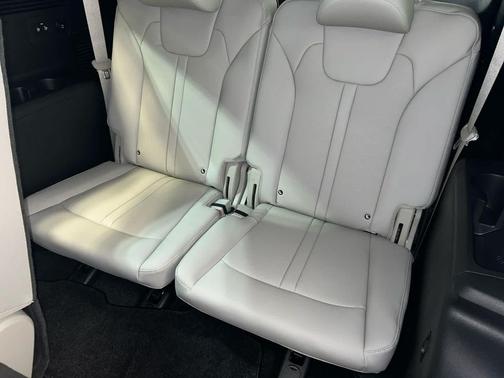Cityscape Green 2026 Kia Sorento Hybrid EX